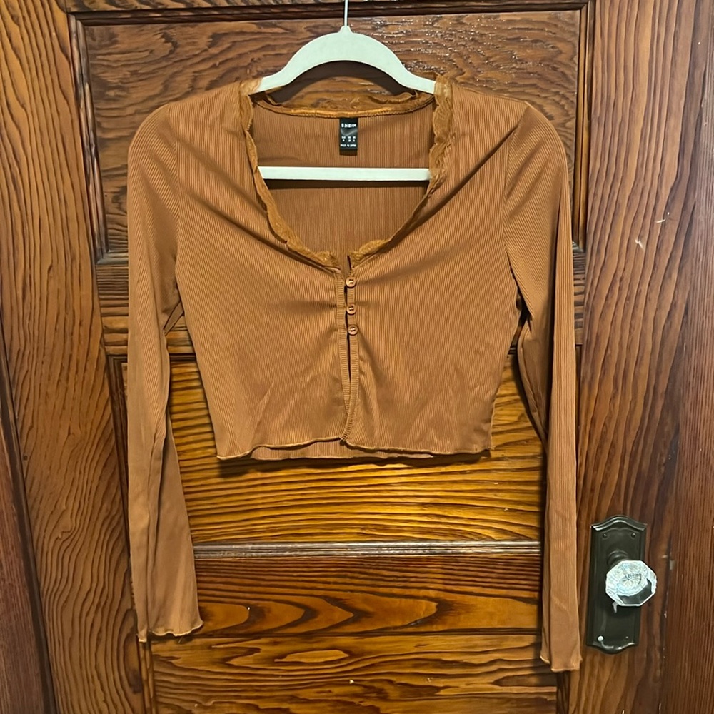 Pumpkin colored medium SHEIN long sleeved laced neckline cropped top